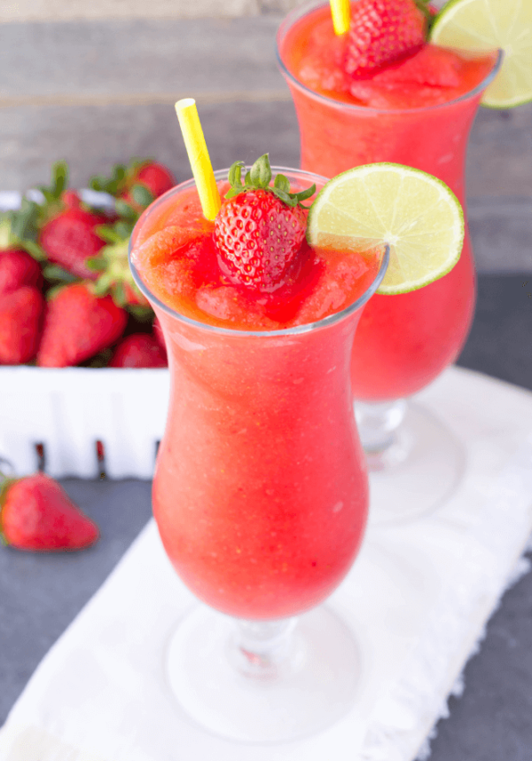 Strawberry cocktails (الفراولة)